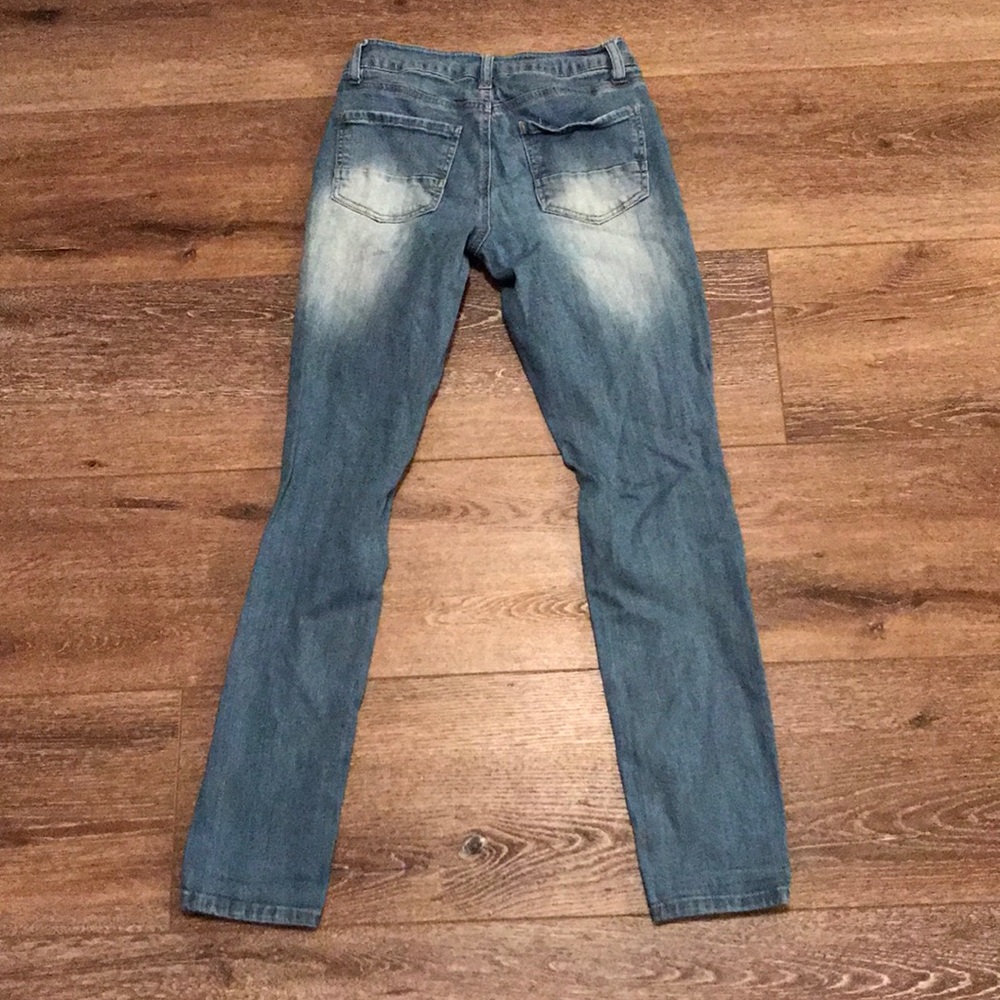 Light wash skinny jeans - Picture 2 of 2